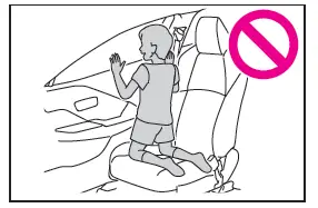 Toyota C-HR. SRS-Airbags